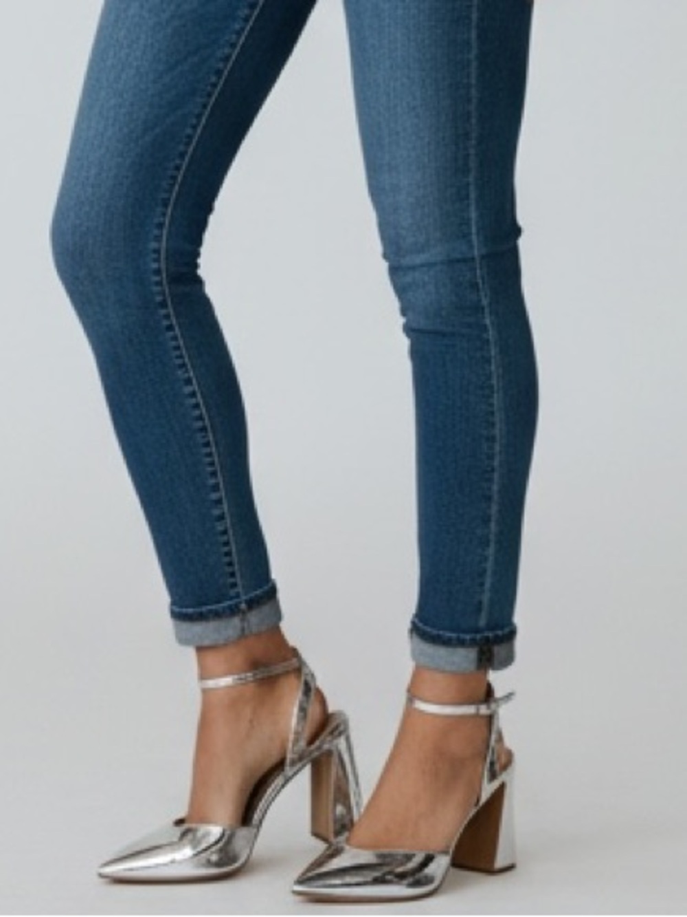 Vince Camuto Ambrei Sergio Silver Metallic Pointed Toe Heels Size 8
